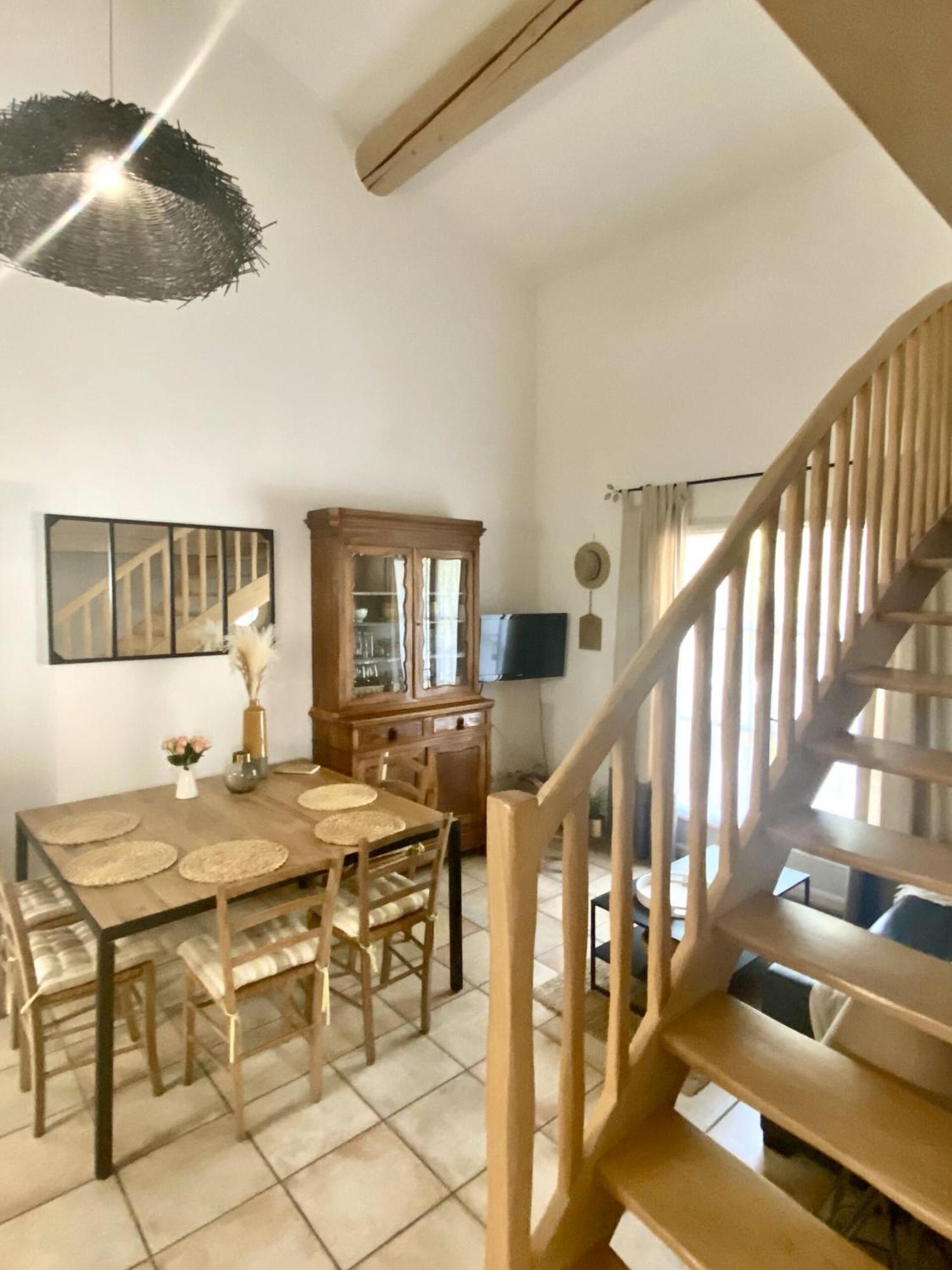 Villa Le Jardin De Lau Aubignan Habitación foto
